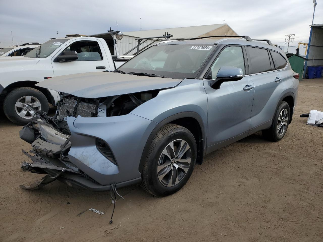 2024 Toyota Highlander - Image 1