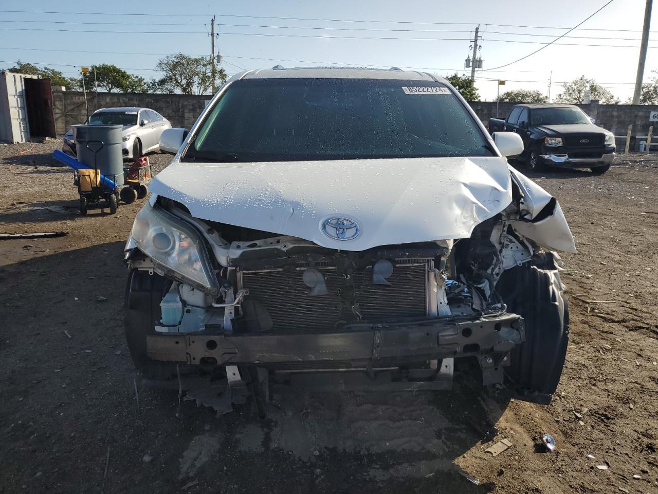 VIN 5TDYK3DC1GS707800 2016 TOYOTA All Models no.5