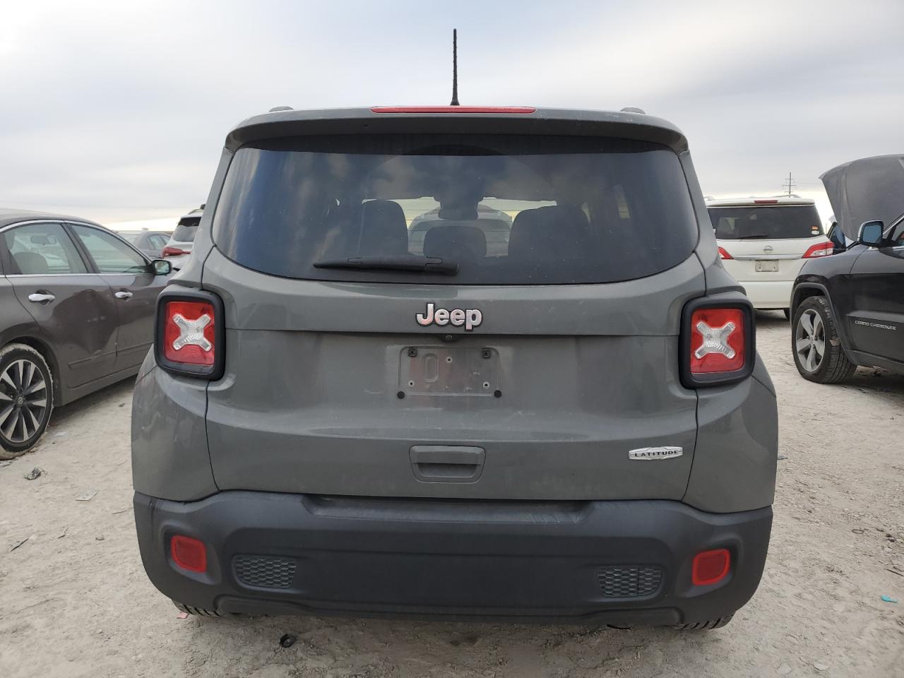 2019 Jeep Renegade - Image 6