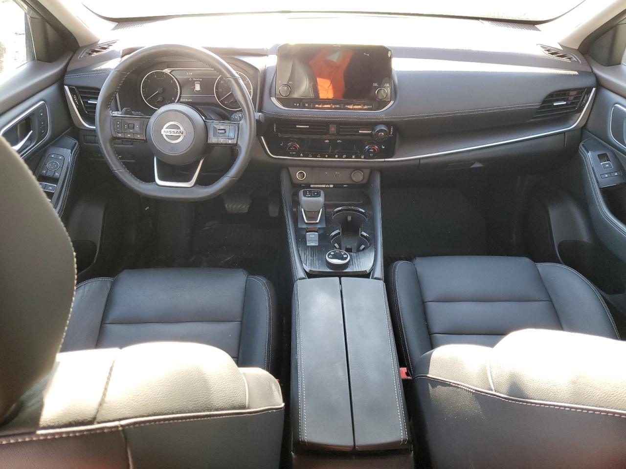 2021 Nissan Rogue - Image 8