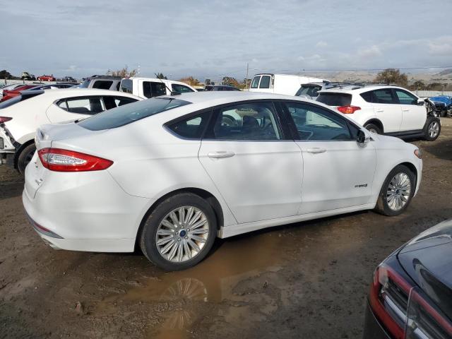  FORD FUSION 2015 Biały