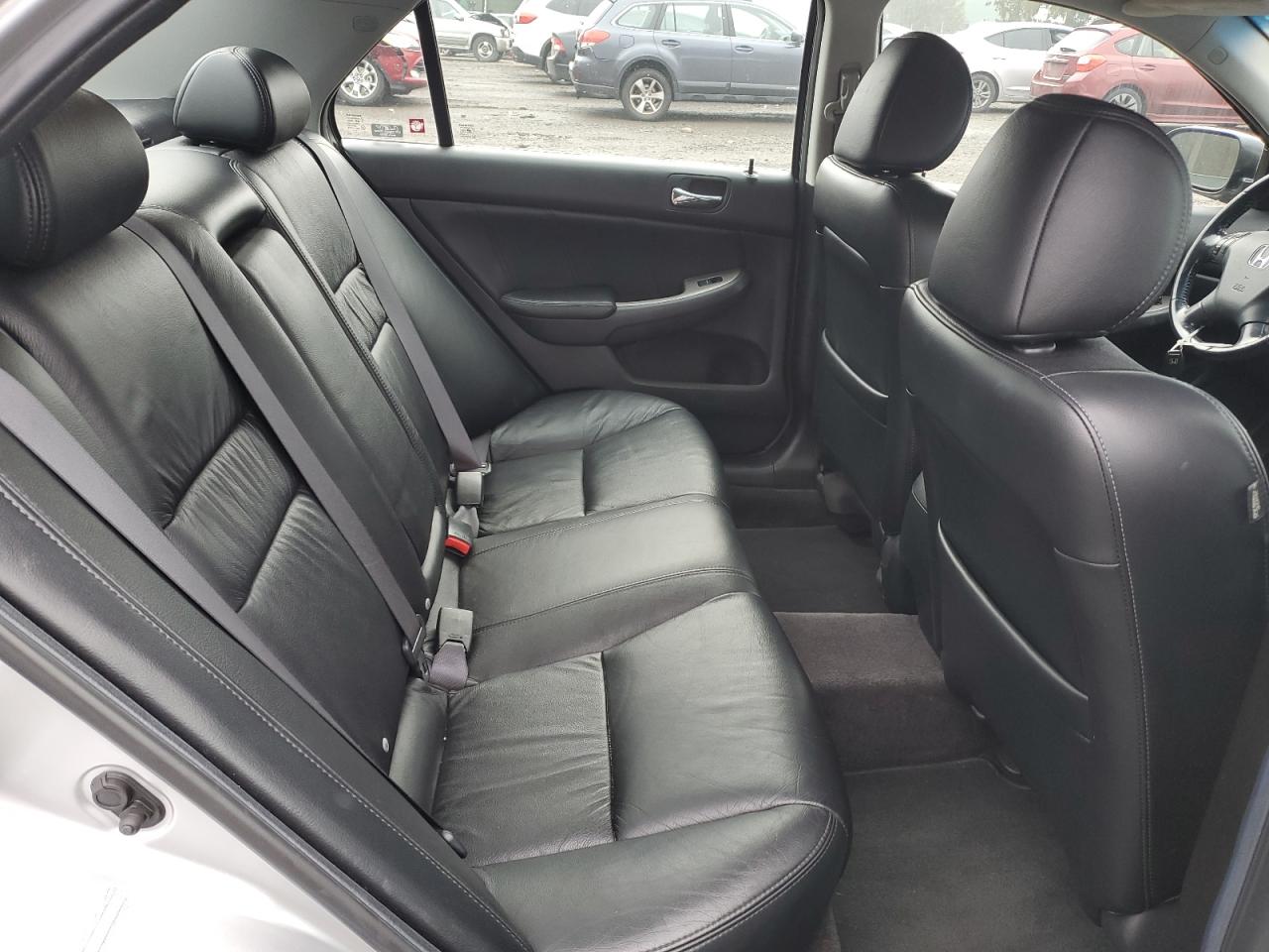 2006 Honda Accord - Image 10