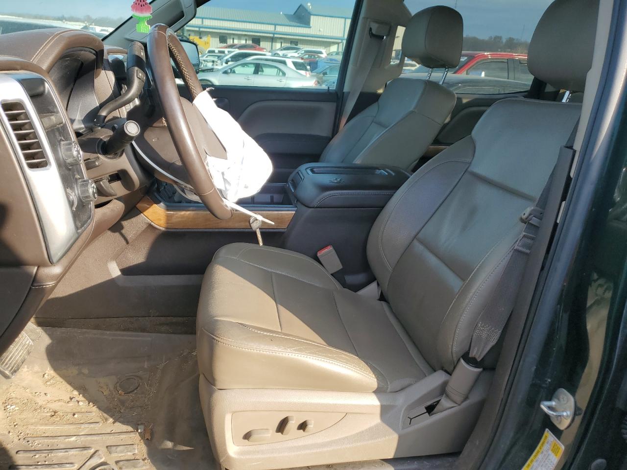 2014 Chevrolet Silverado - Image 7