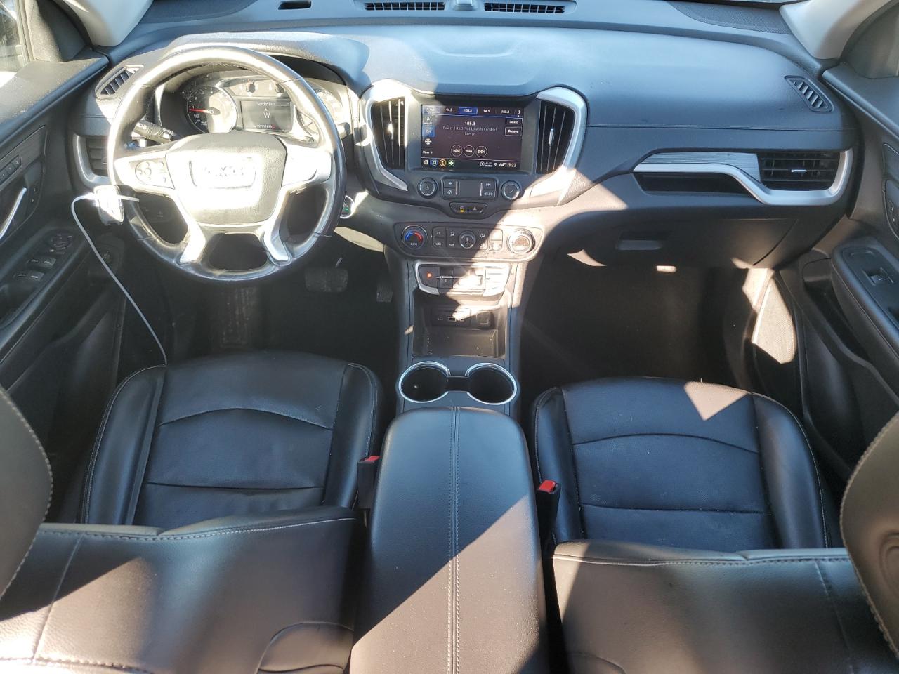 2022 GMC Terrain - Image 8