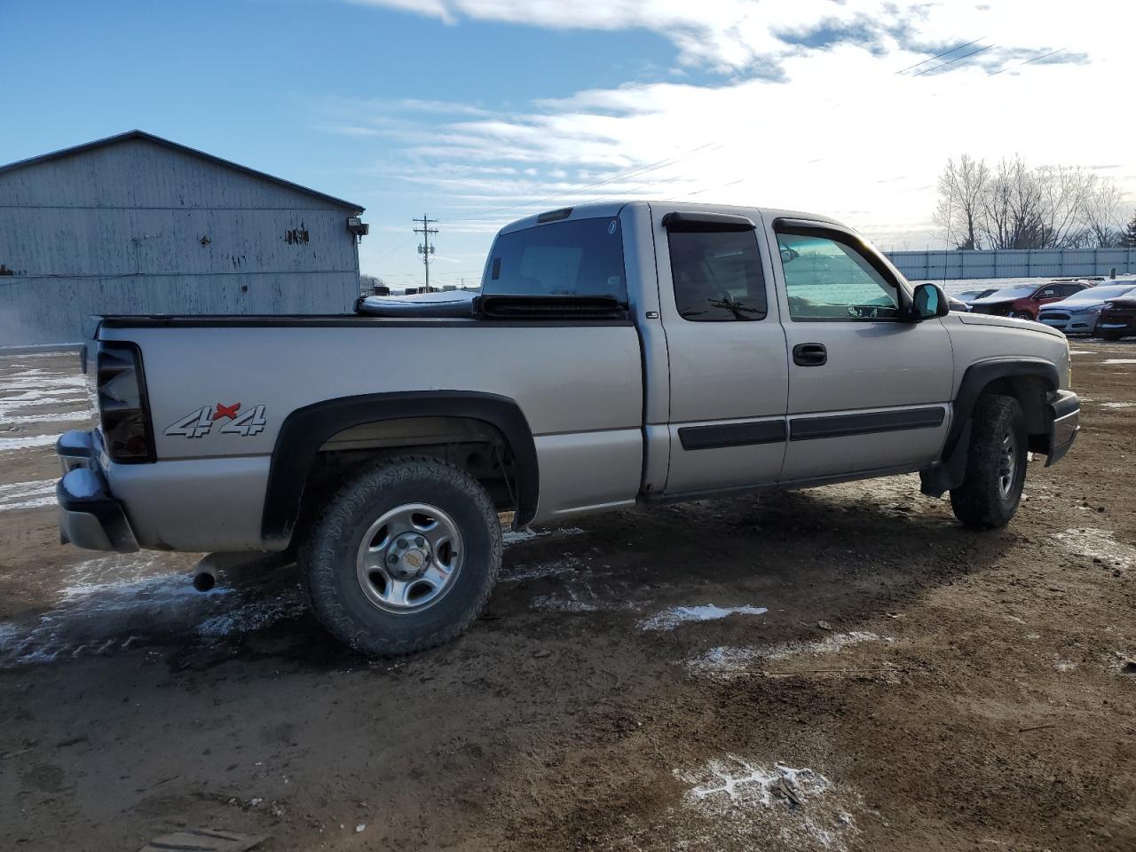 2004 Chevrolet S-10 Pickup - Image 3