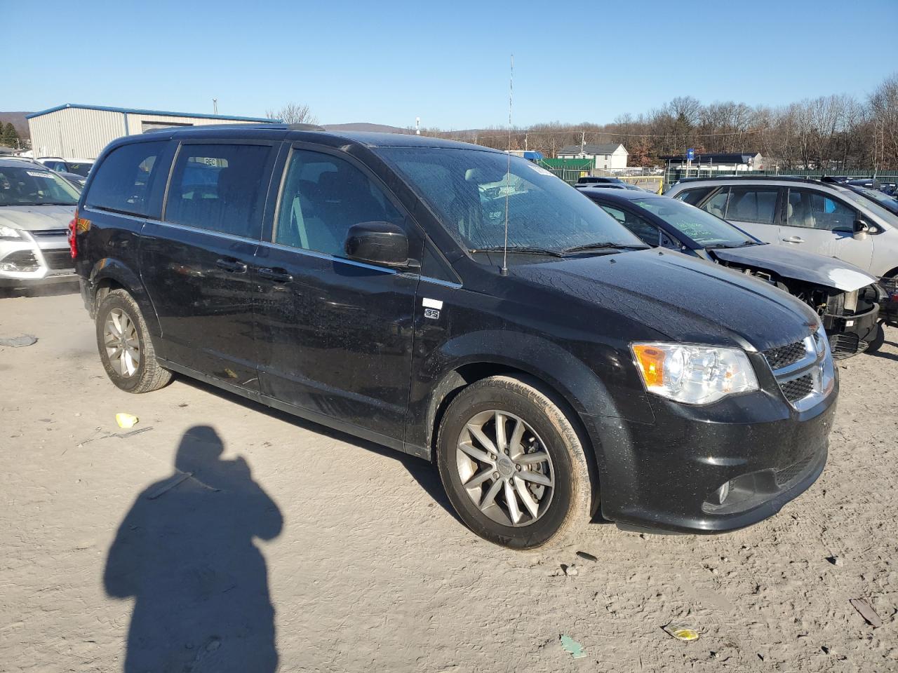 VIN 2C4RDGCG0KR806099 2019 DODGE CARAVAN no.4