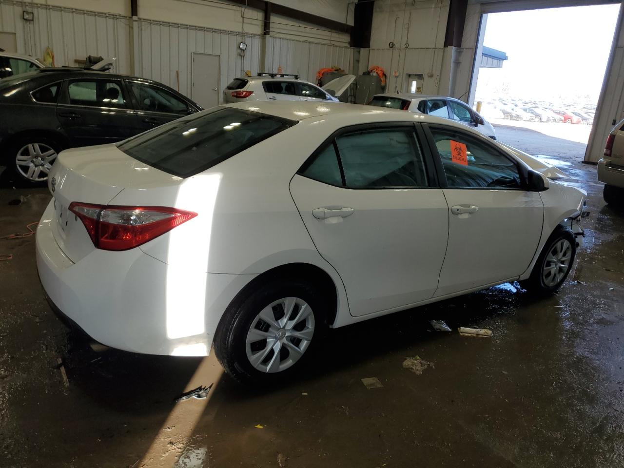 VIN 2T1BURHE3GC735556 2016 TOYOTA COROLLA no.3