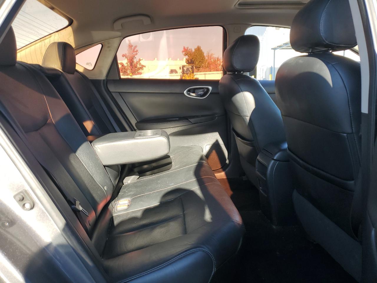 2015 Nissan Sentra - Image 10