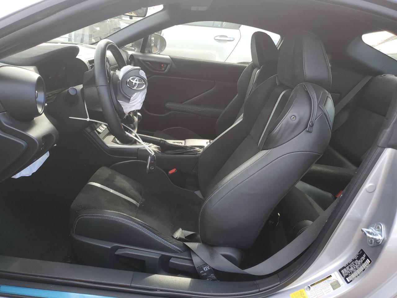2022 Toyota GR 86 - Image 7