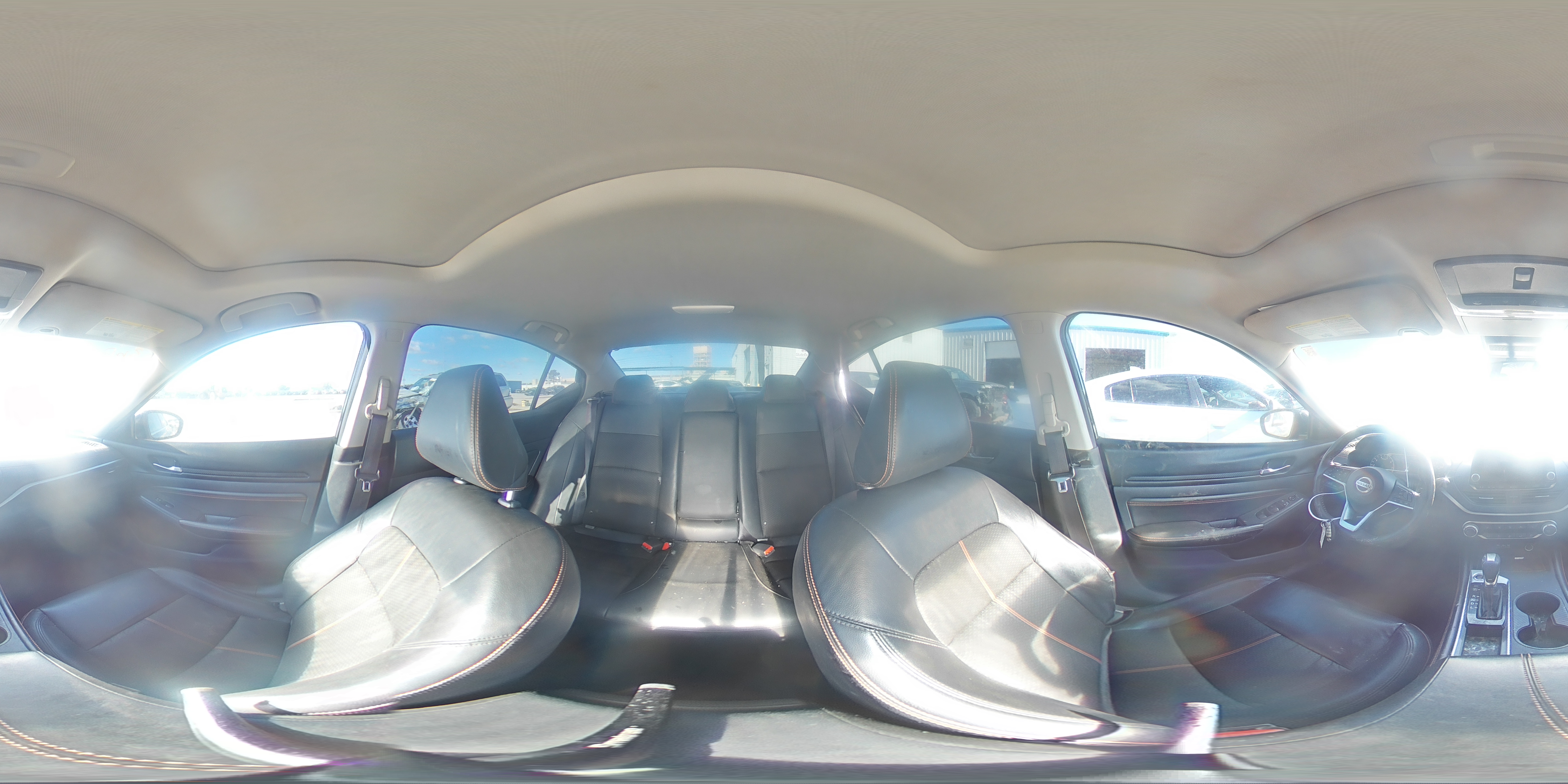2022 Nissan Altima - Image 14