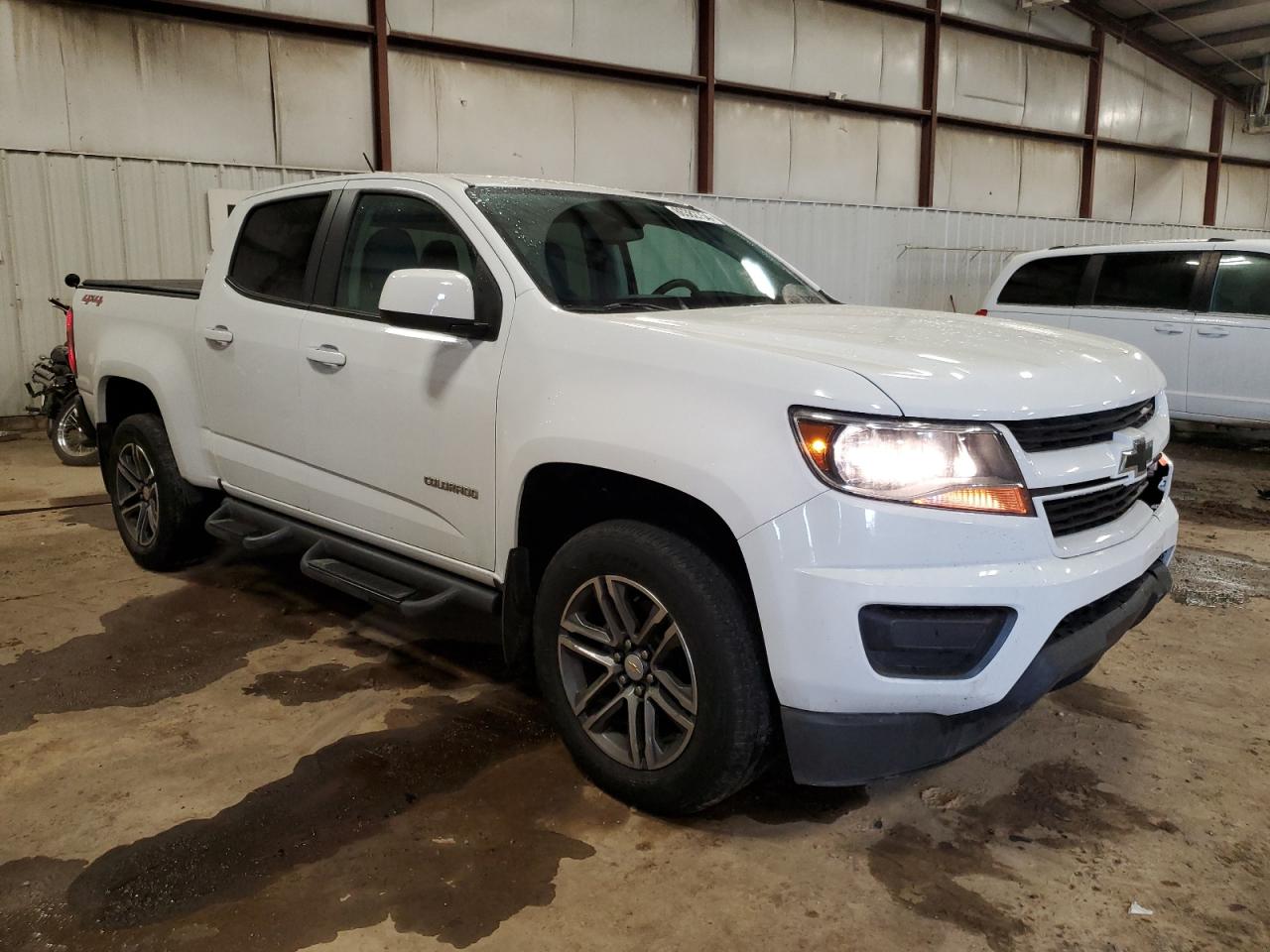 VIN 1GCGTBEN5K1297379 2019 CHEVROLET COLORADO no.4