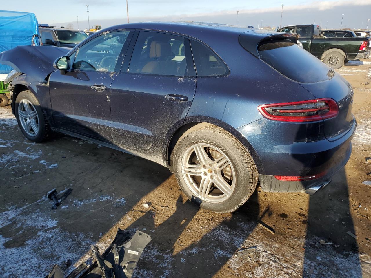 VIN WP1AA2A57JLB22344 2018 PORSCHE MACAN no.2