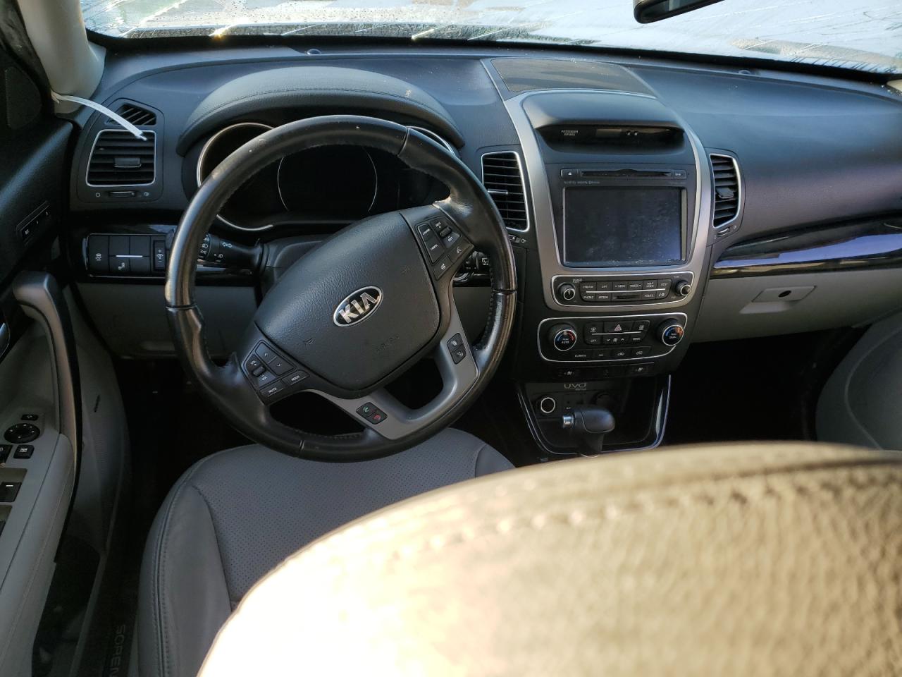 2014 Kia Sorento - Image 8