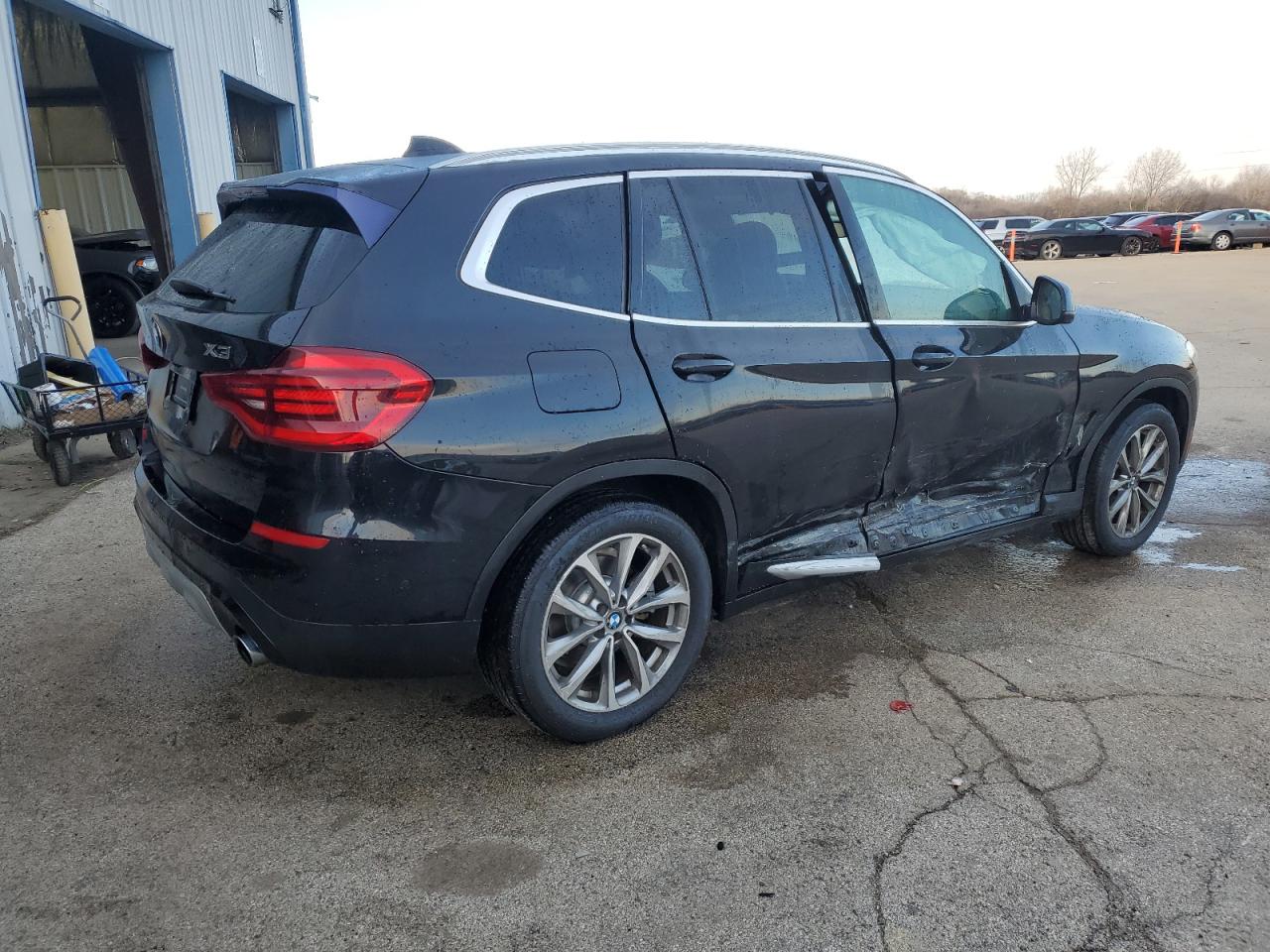 VIN 5UXTR9C50JLD62118 2018 BMW X3 no.3