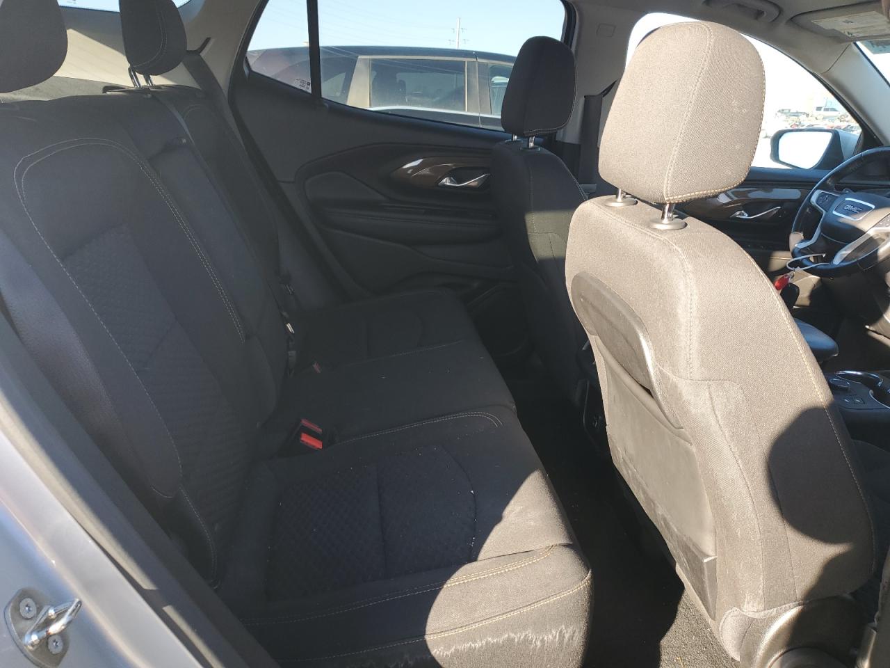 2018 GMC Terrain - Image 11