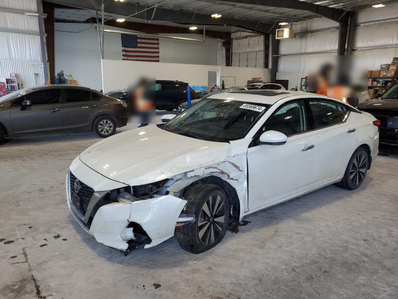2020 Nissan Altima - Image 1