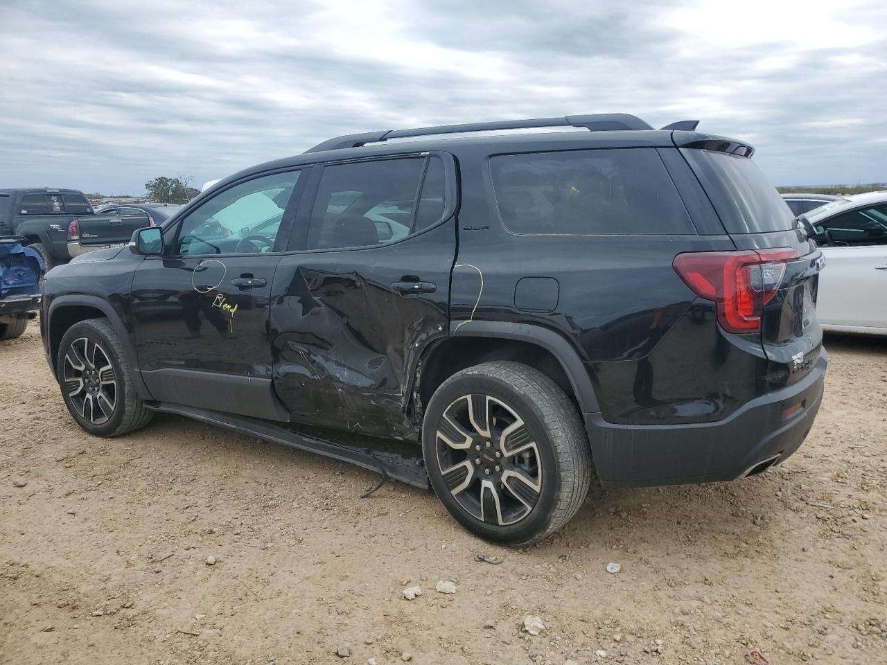 2021 GMC Acadia - Image 2