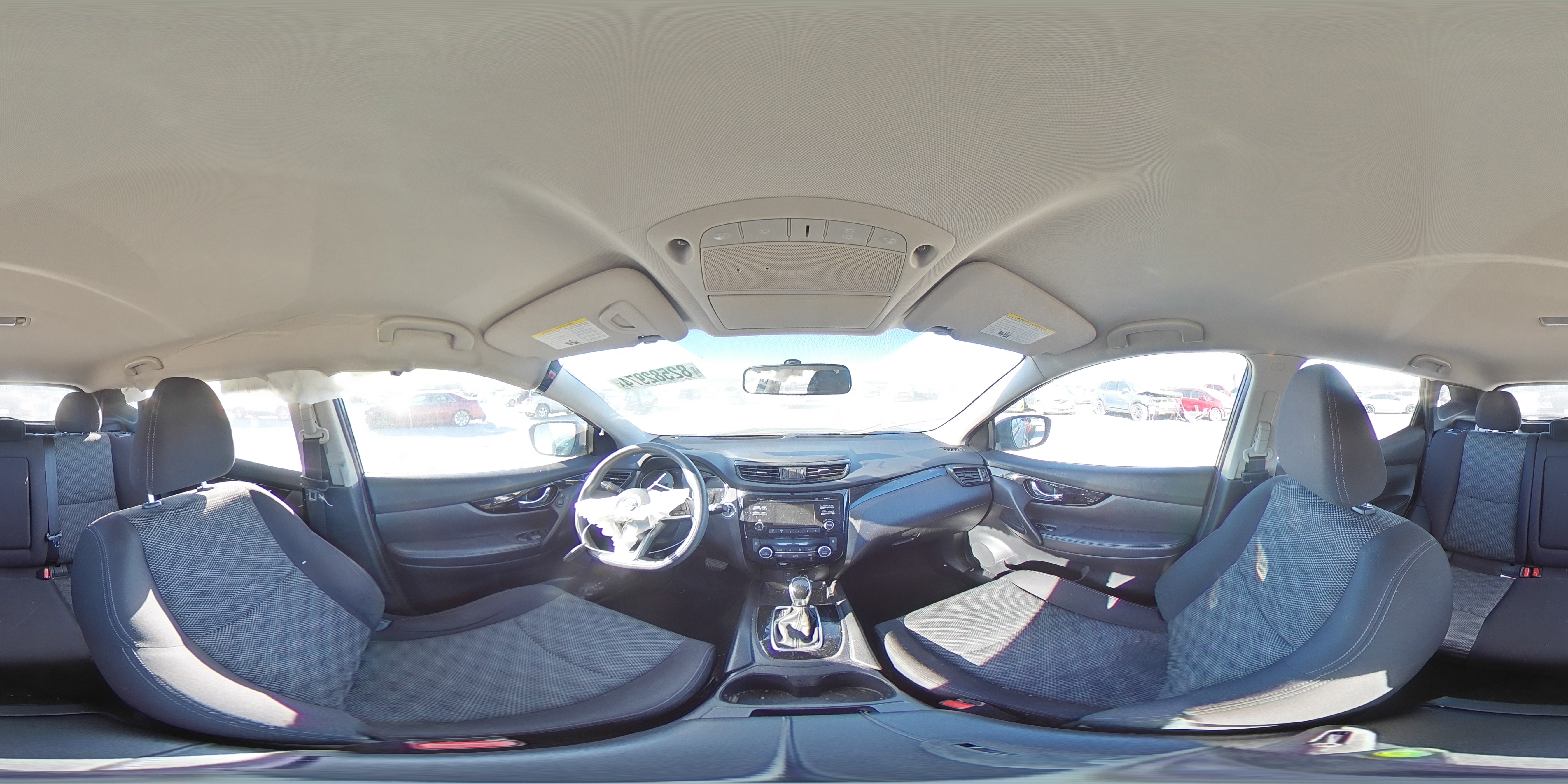 2018 Nissan Rogue - Image 14