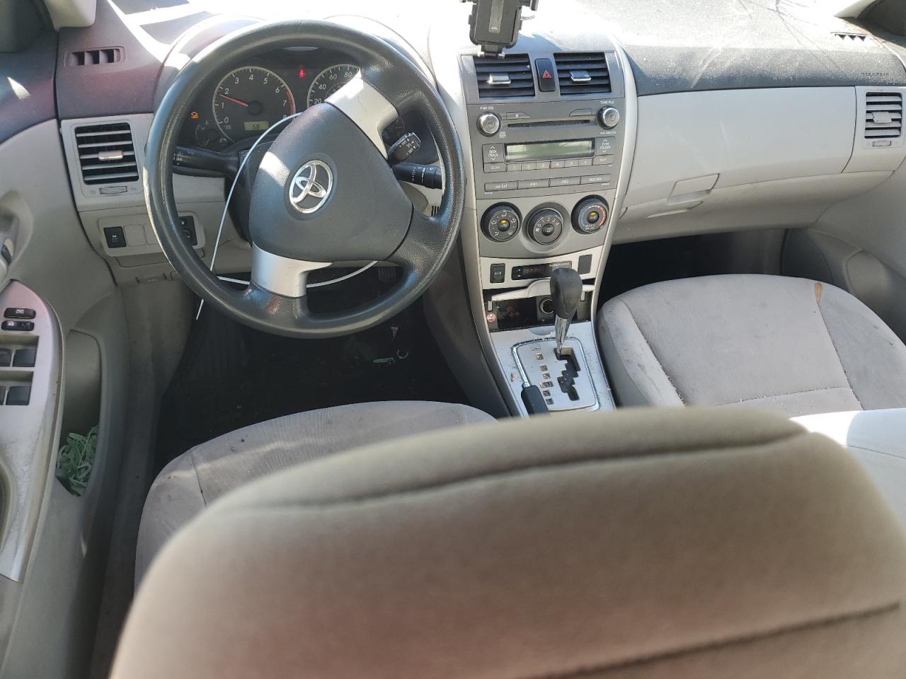 2011 Toyota Corolla - Image 8