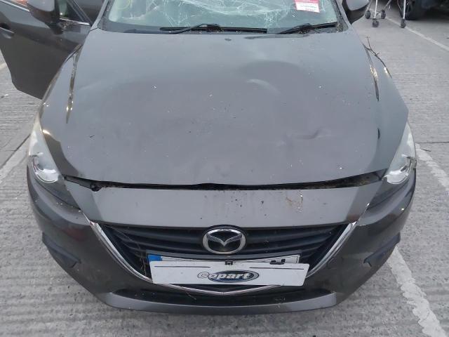 2015 MAZDA 3 SE