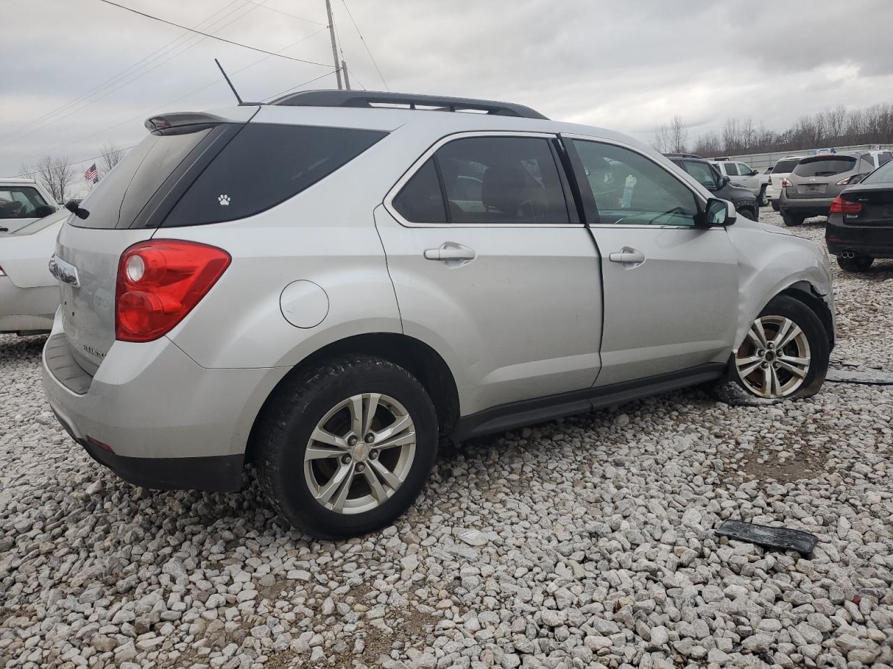 VIN 1GNFLFEK0FZ108001 2015 CHEVROLET EQUINOX no.3