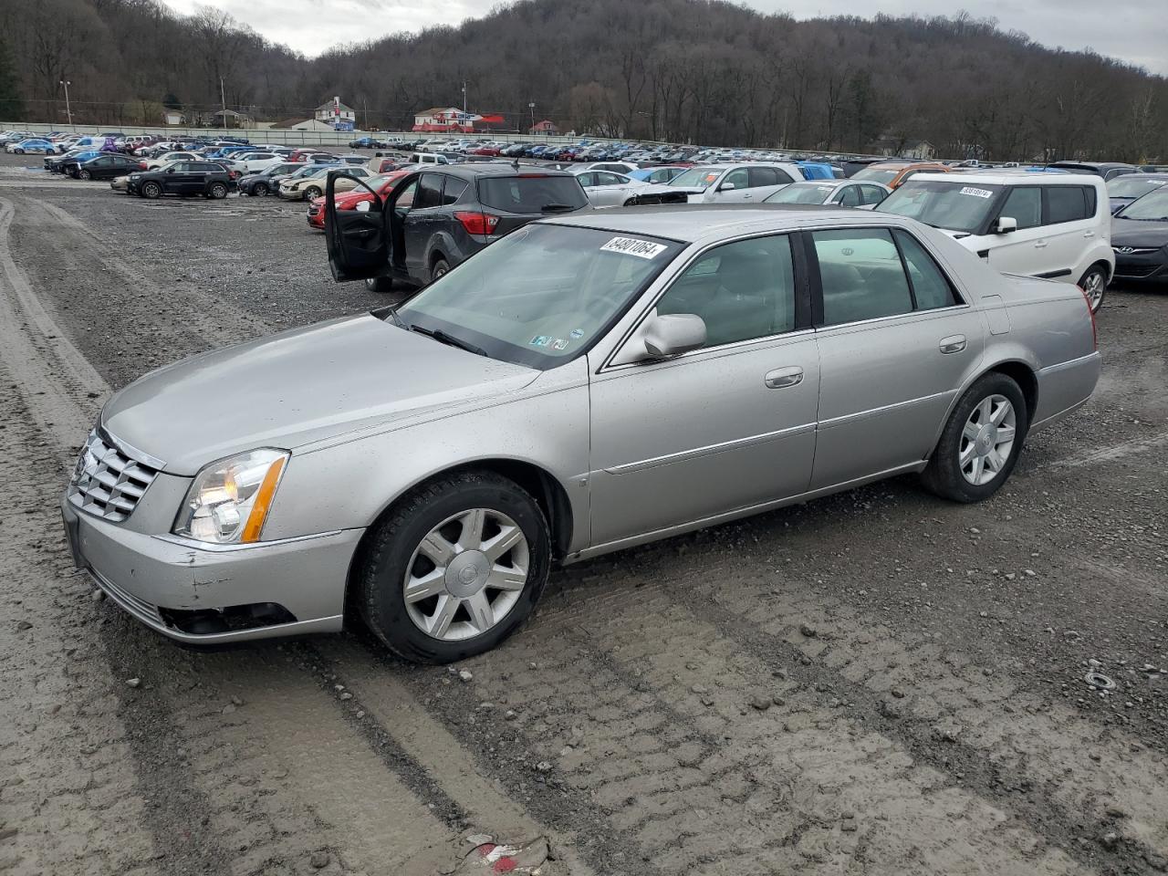 2006 Cadillac Dts for Sale in Ellwood City, PA - Front End