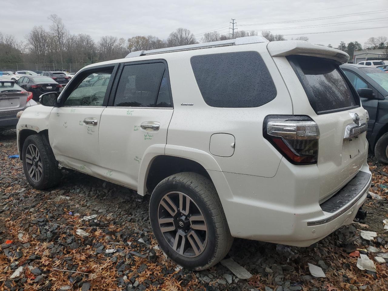 VIN JTEBU5JR5G5287299 2016 TOYOTA 4RUNNER no.2