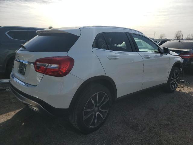  MERCEDES-BENZ GLA-CLASS 2015 Biały