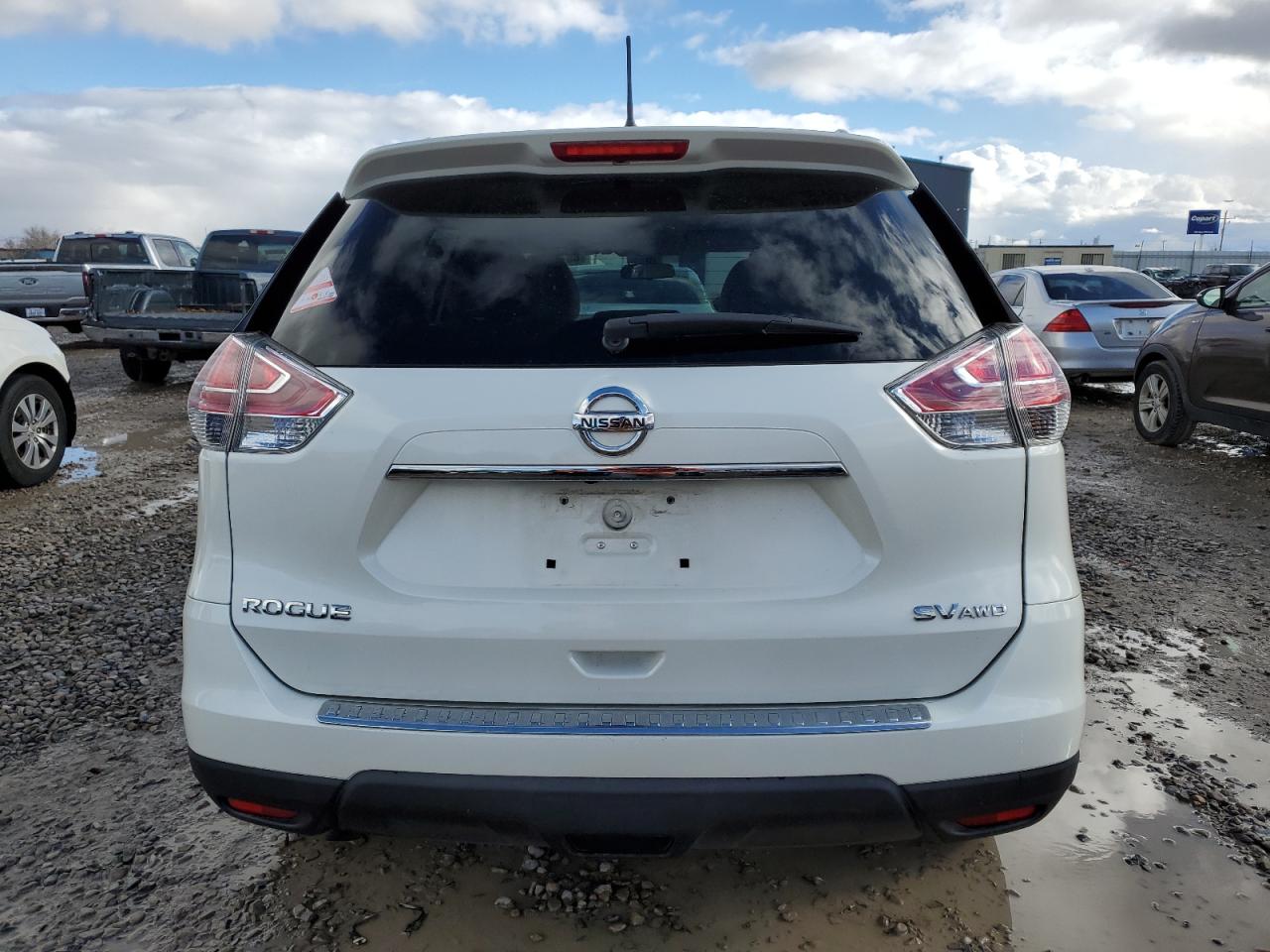 2015 Nissan Rogue - Image 6