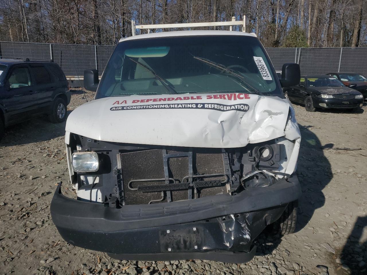 2015 Chevrolet Express - Image 5