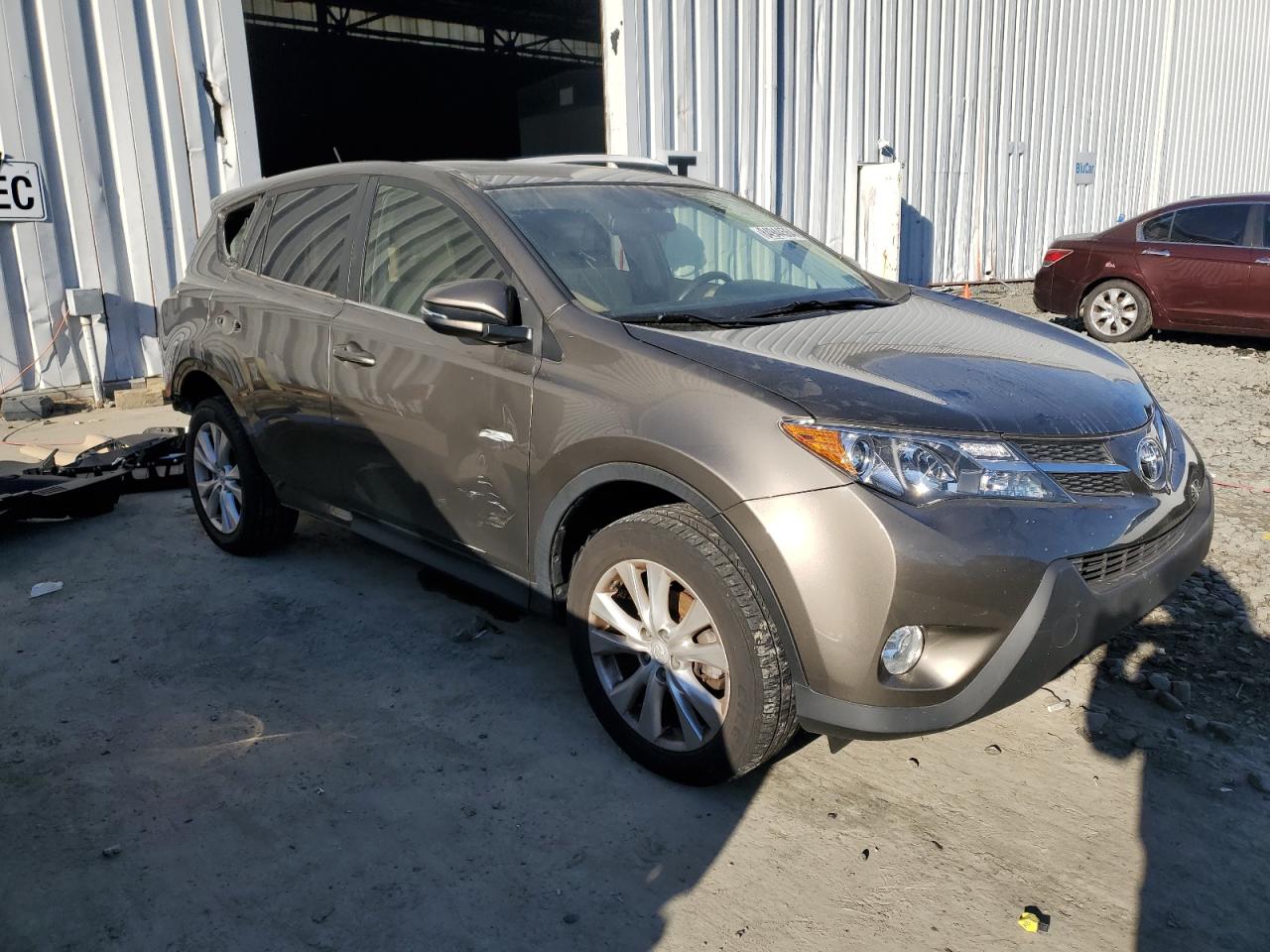 VIN JTMDFREV4DD015429 2013 TOYOTA RAV4 no.4