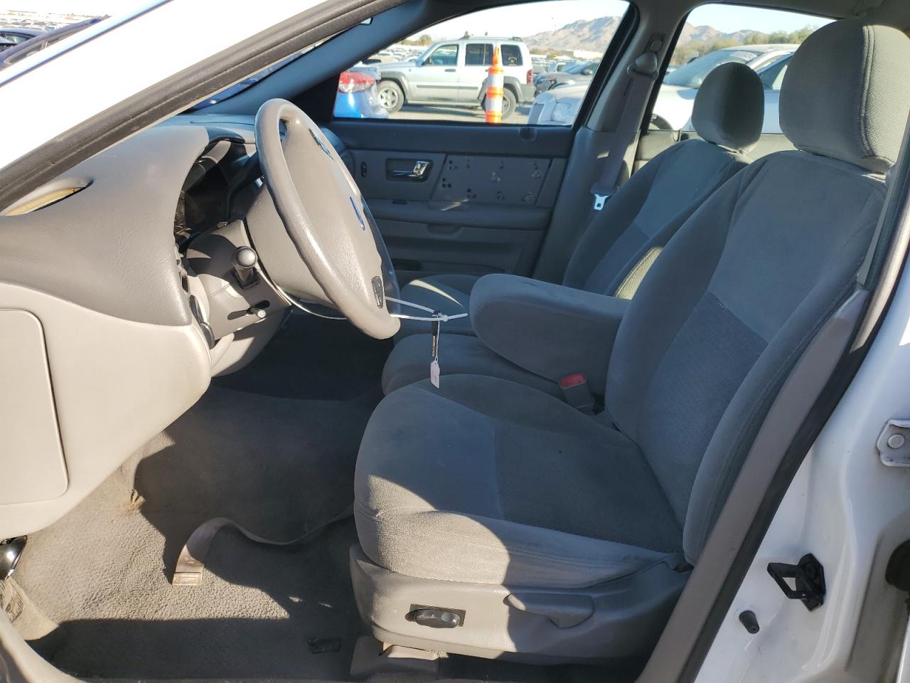 2003 Ford Taurus - Image 7