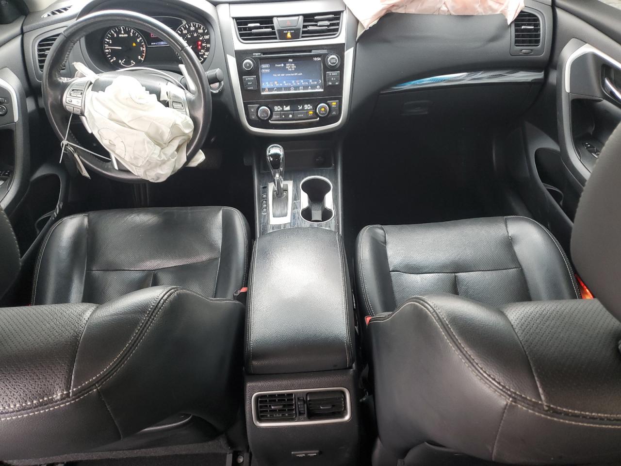 2018 Nissan Altima - Image 8