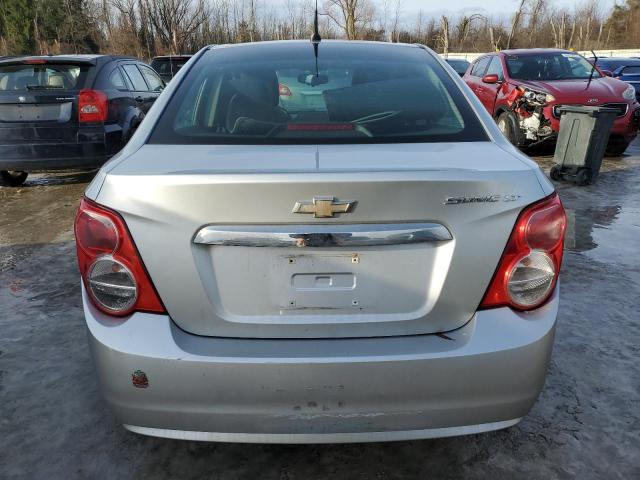  CHEVROLET SONIC 2014 Srebrny