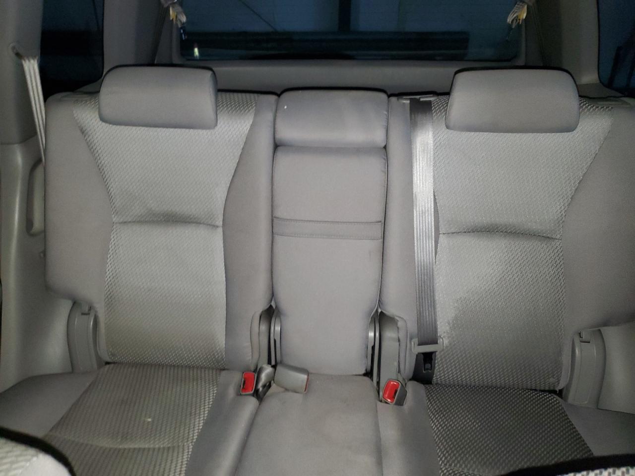 2006 Toyota Highlander - Image 10