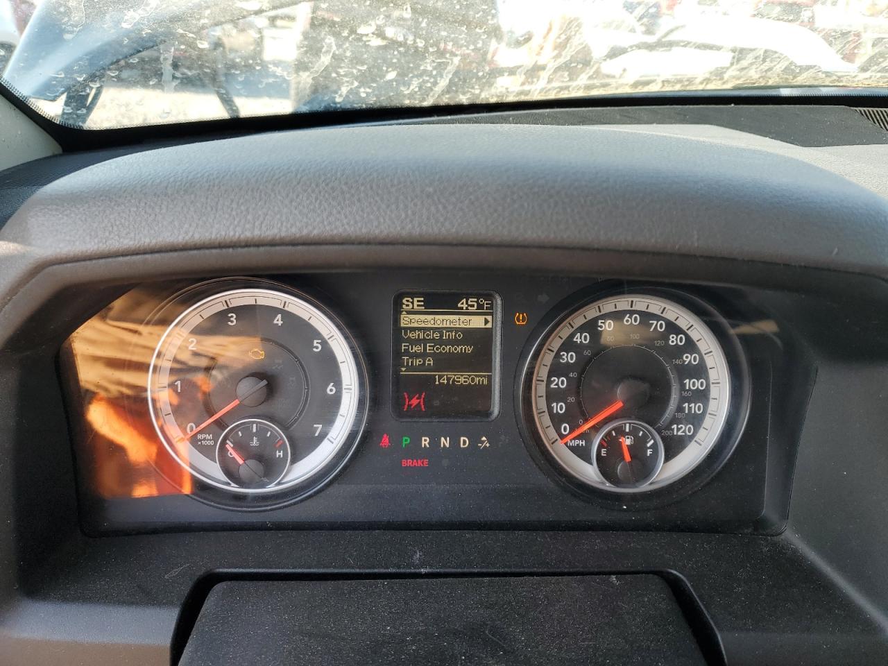 2014 RAM 1500 - Image 9