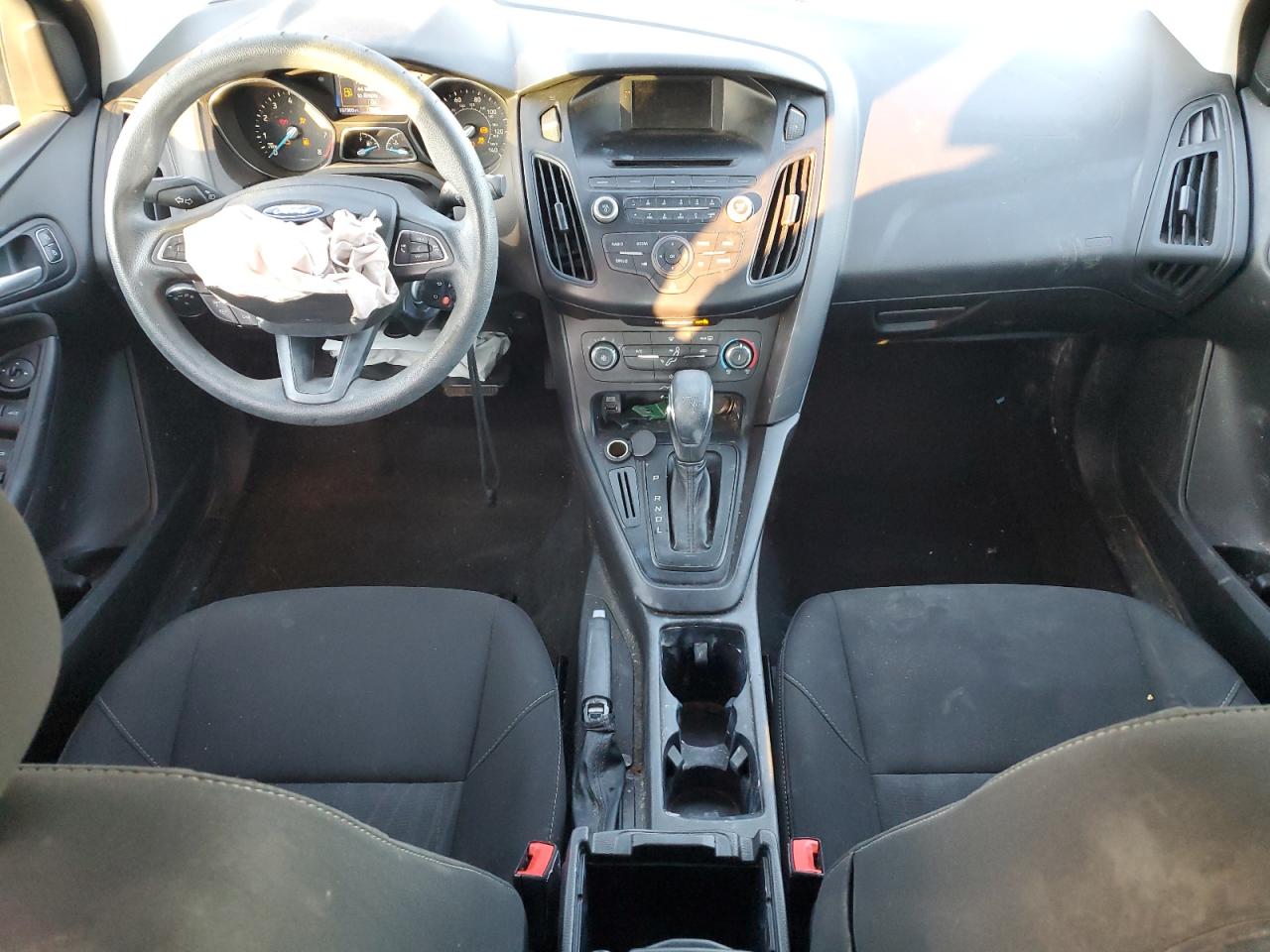 2017 Ford Focus - Image 8