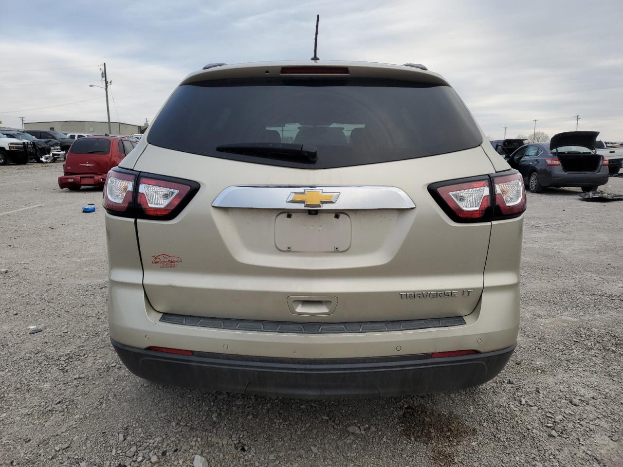 VIN 1GNKRHKD5FJ210648 2015 CHEVROLET TRAVERSE no.6