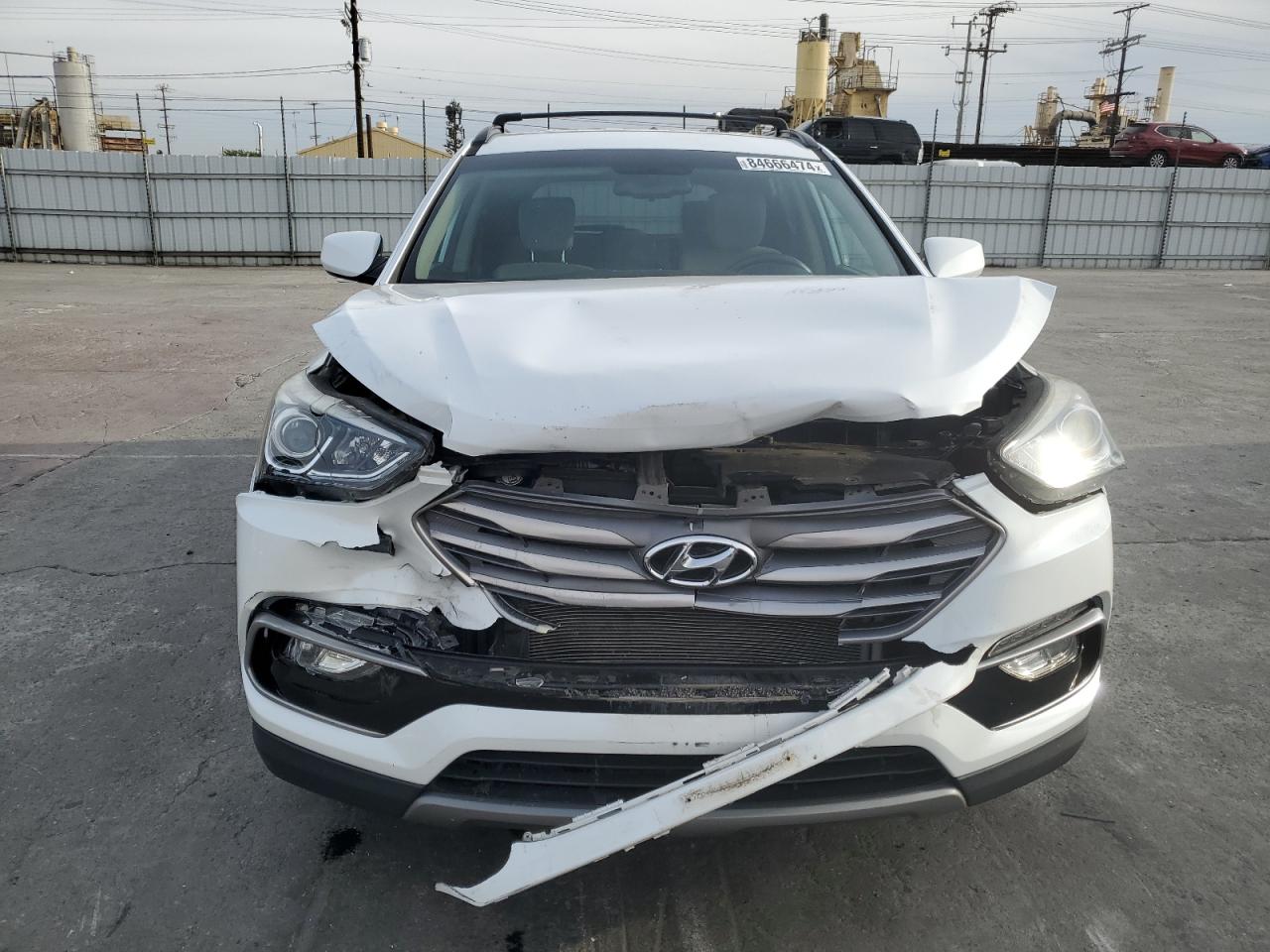 2017 Hyundai Santa Fe - Image 5