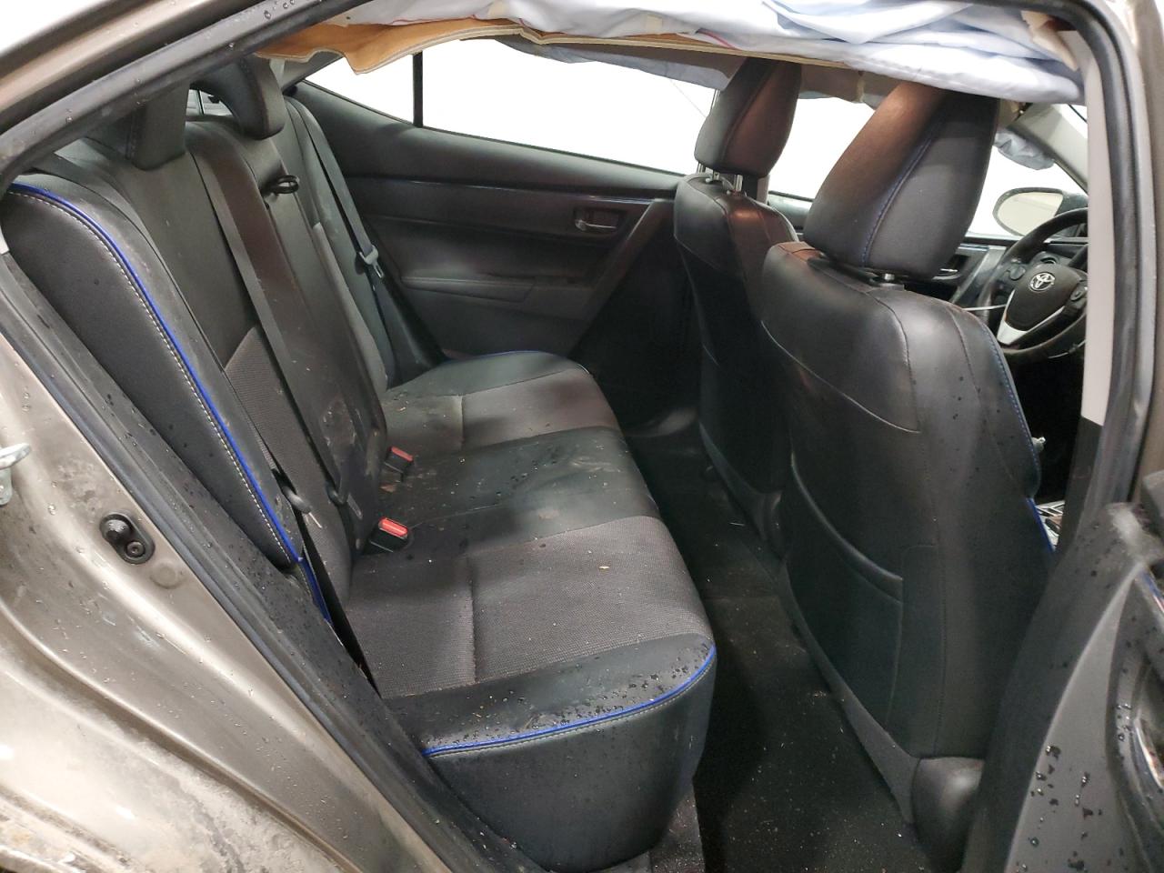 2017 Toyota Corolla - Image 10