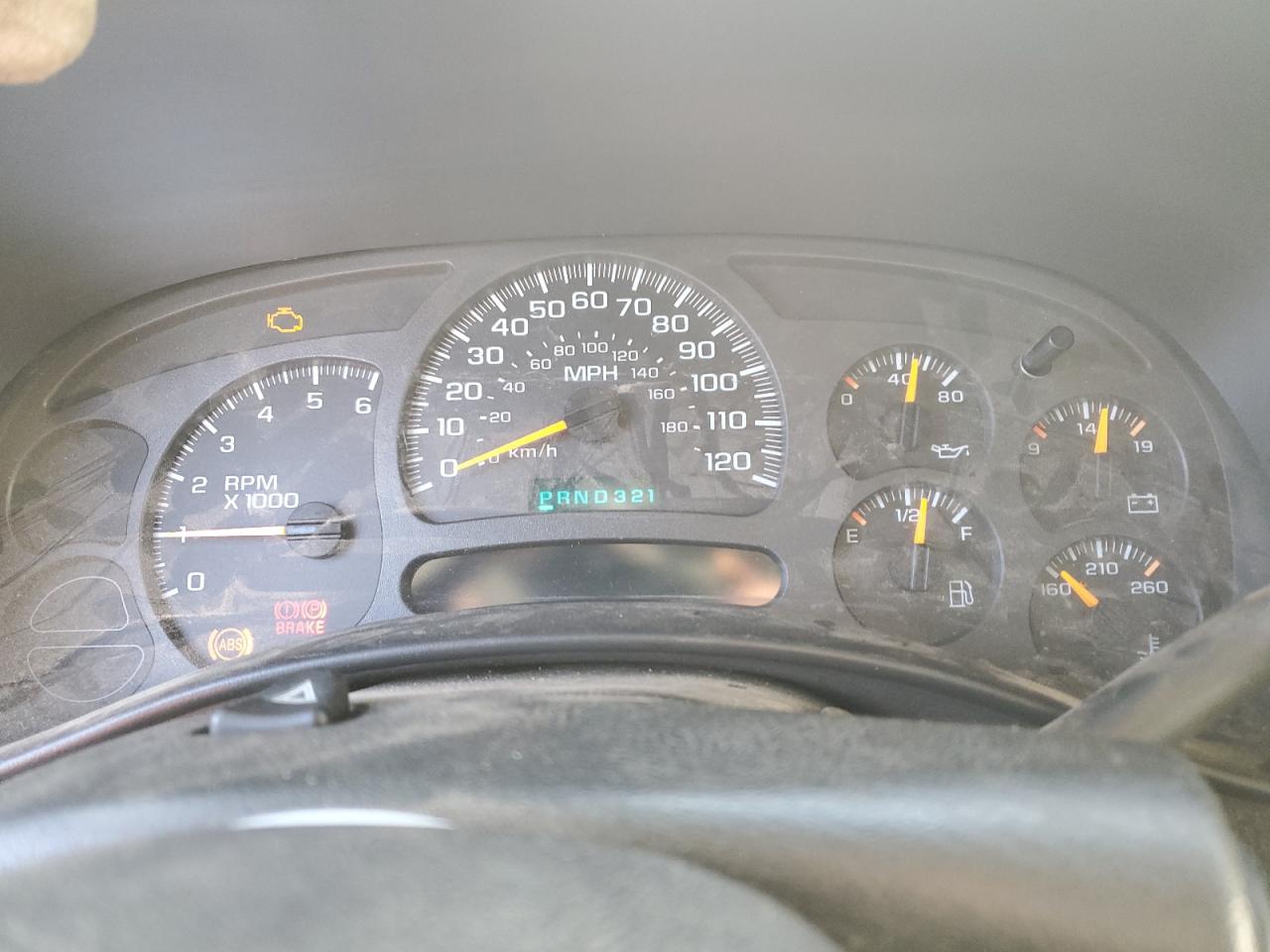 2004 Chevrolet S-10 Pickup - Image 9