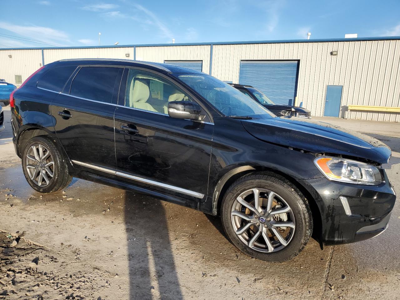 VIN YV449MRK3G2872445 2016 VOLVO XC60 no.4