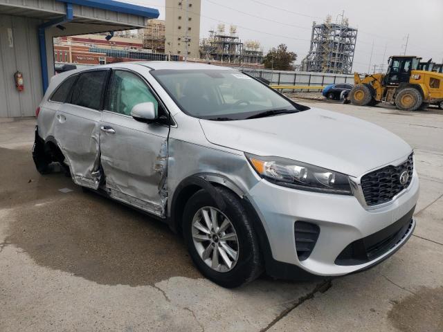  KIA SORENTO 2019 Srebrny