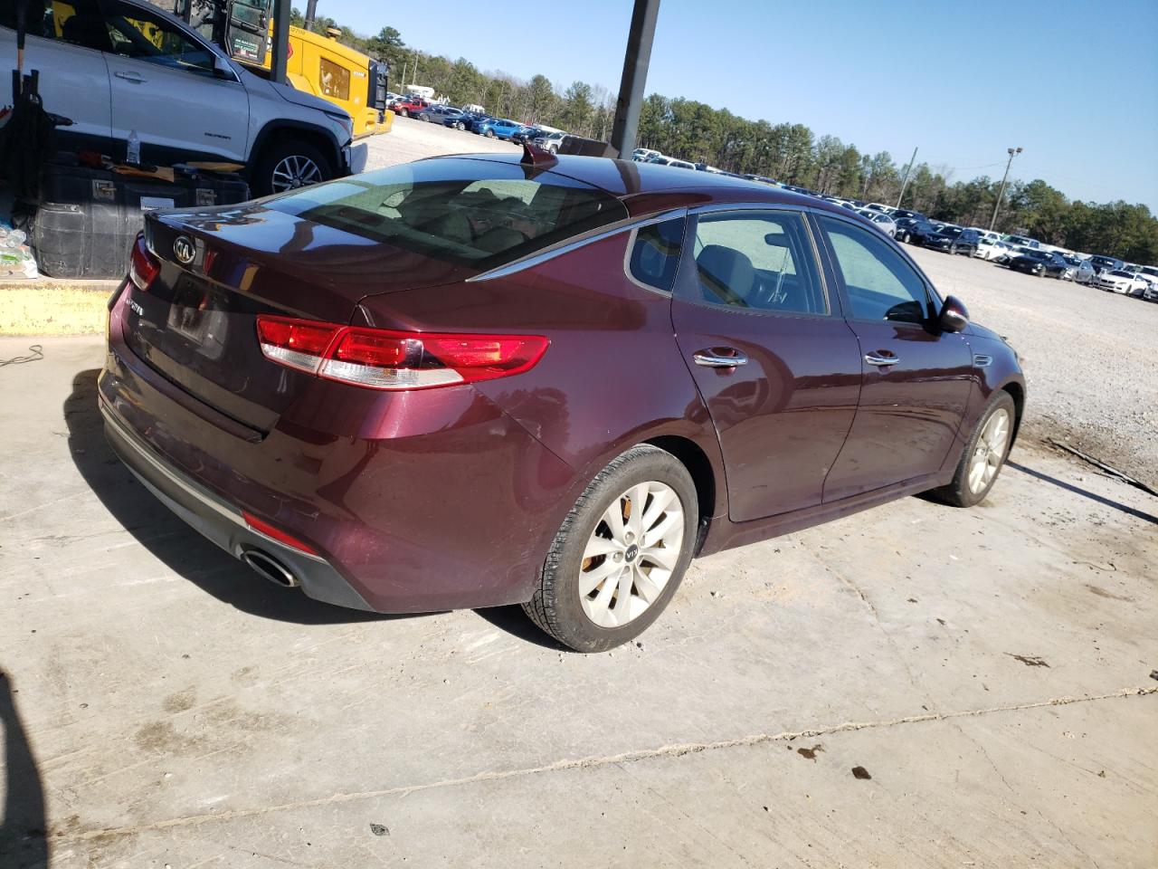 VIN 5XXGT4L33GG076128 2016 KIA OPTIMA no.3