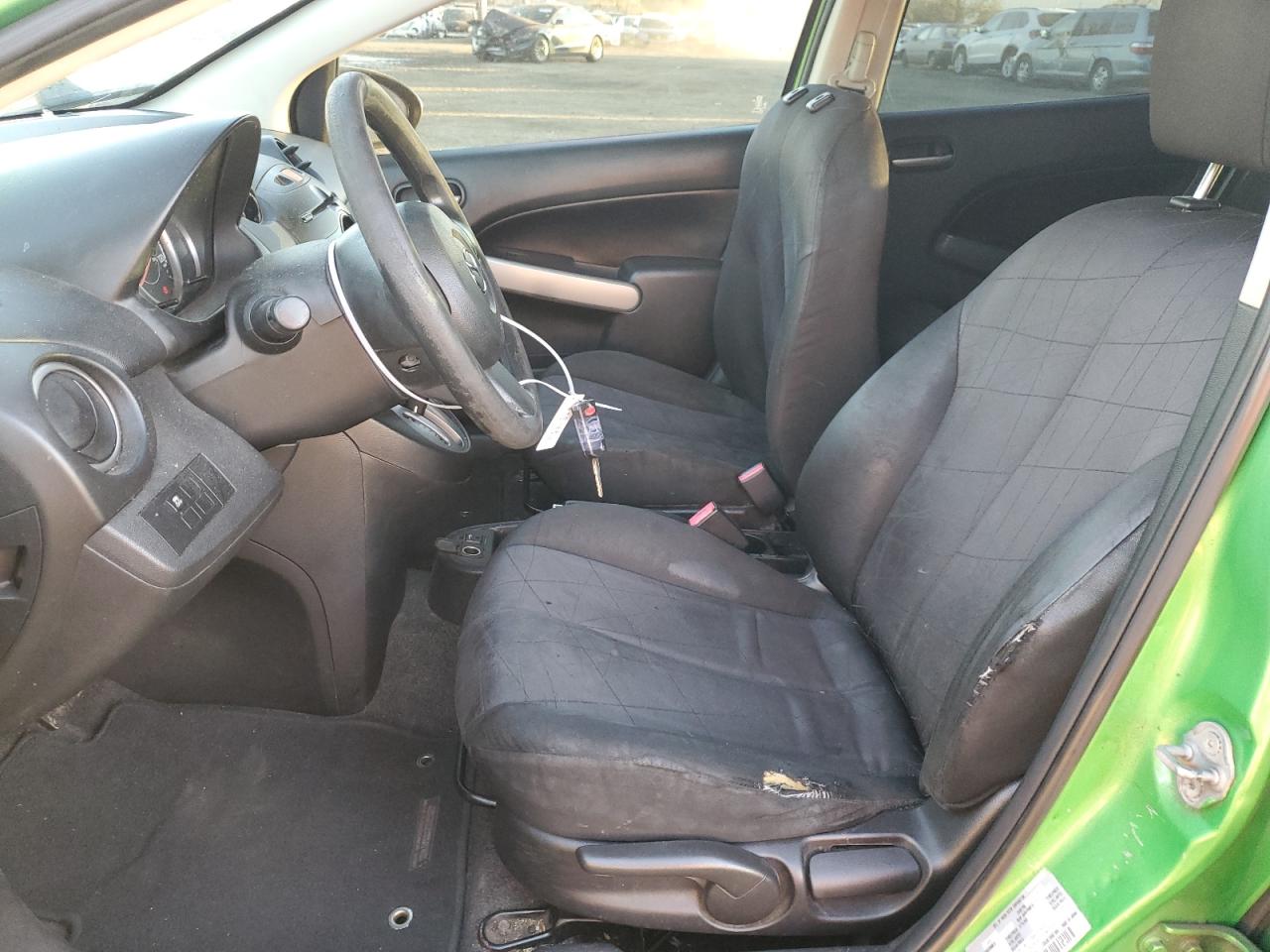 2013 Mazda 2 - Image 7