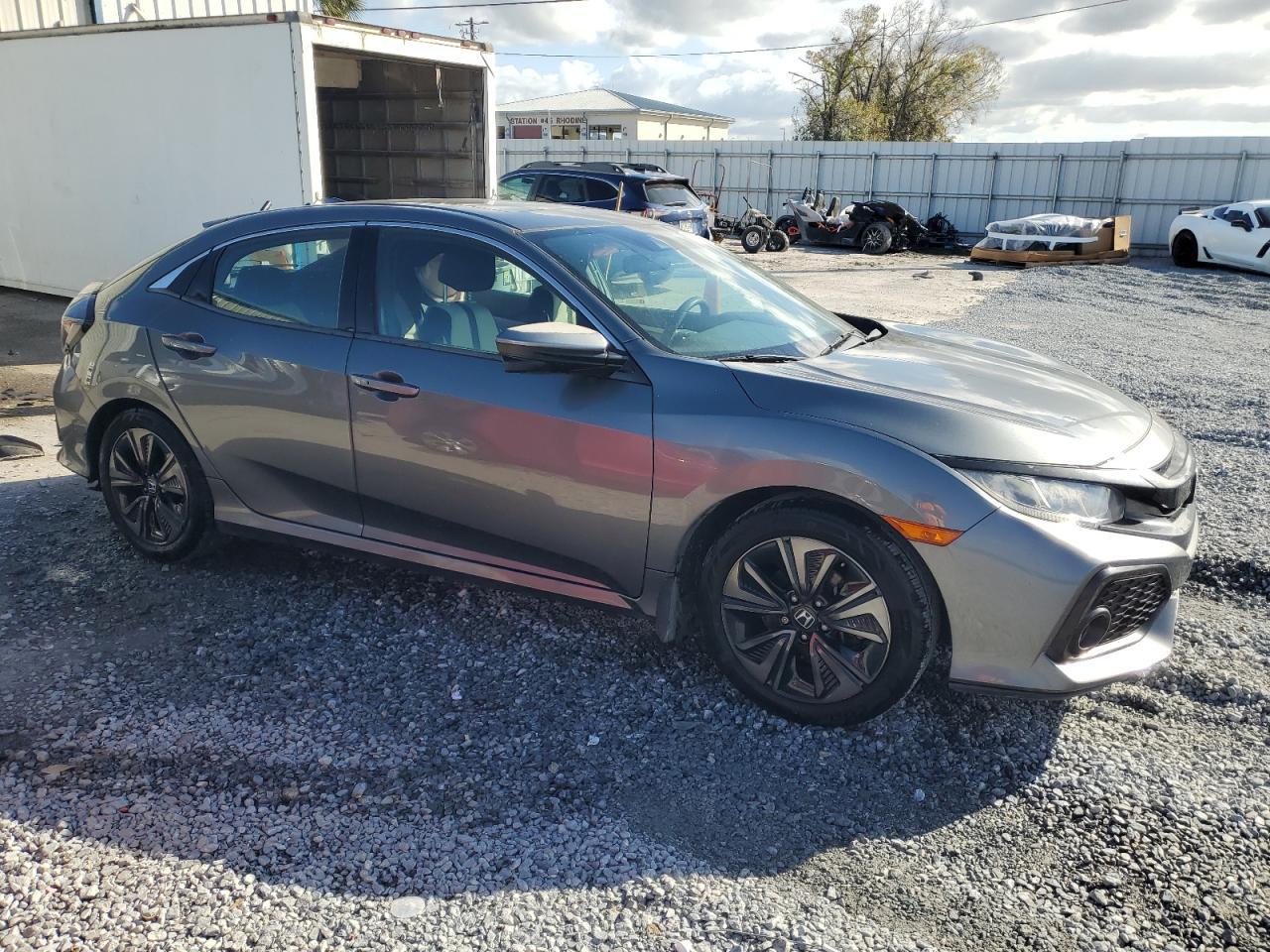 2019 Honda Civic - Image 4