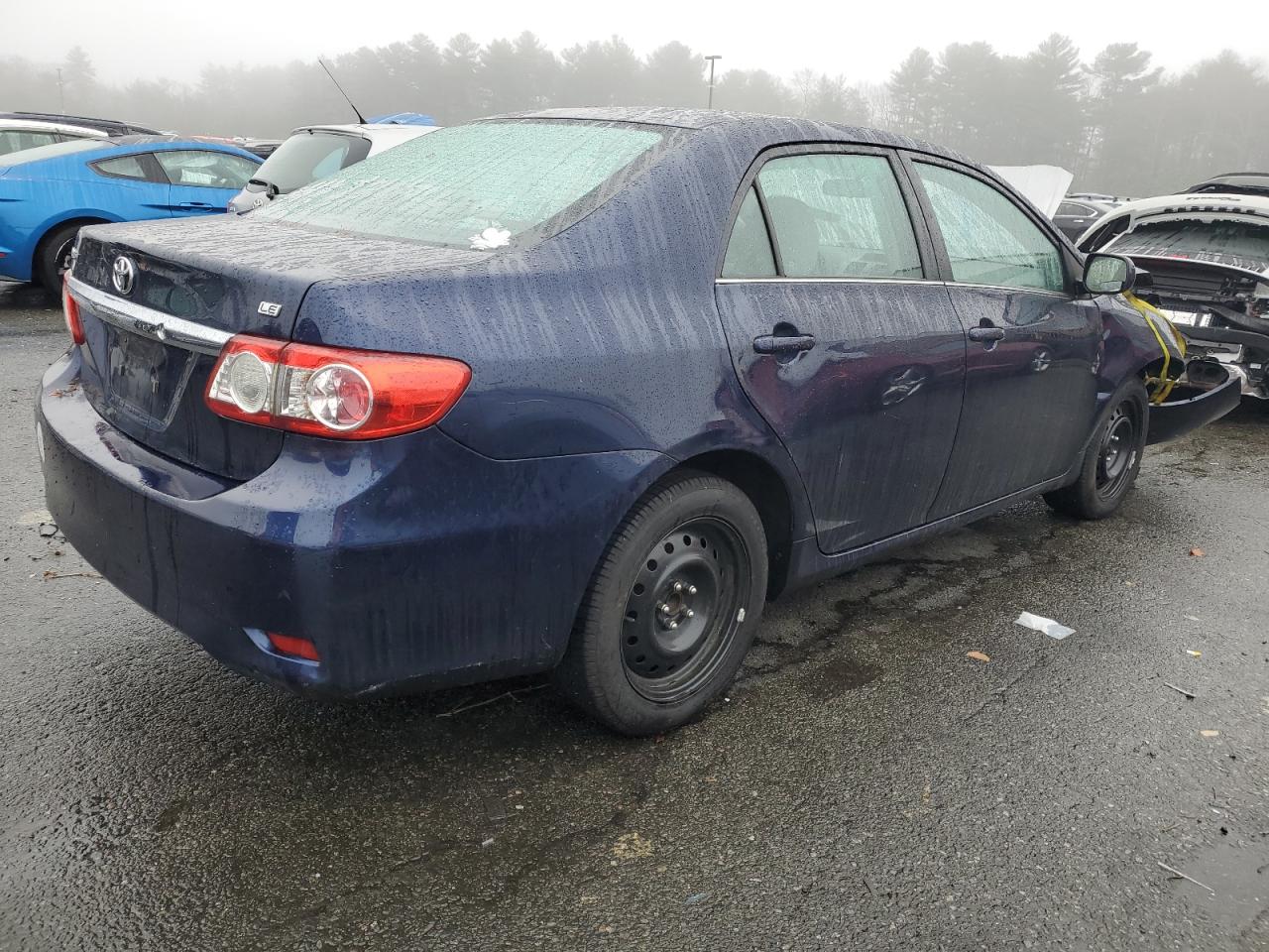 VIN 2T1BU4EE8DC087294 2013 TOYOTA COROLLA no.3