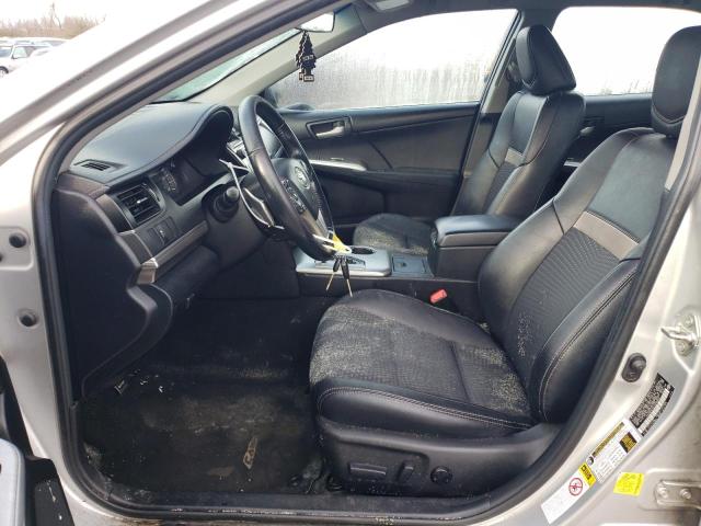  TOYOTA CAMRY 2014 Srebrny