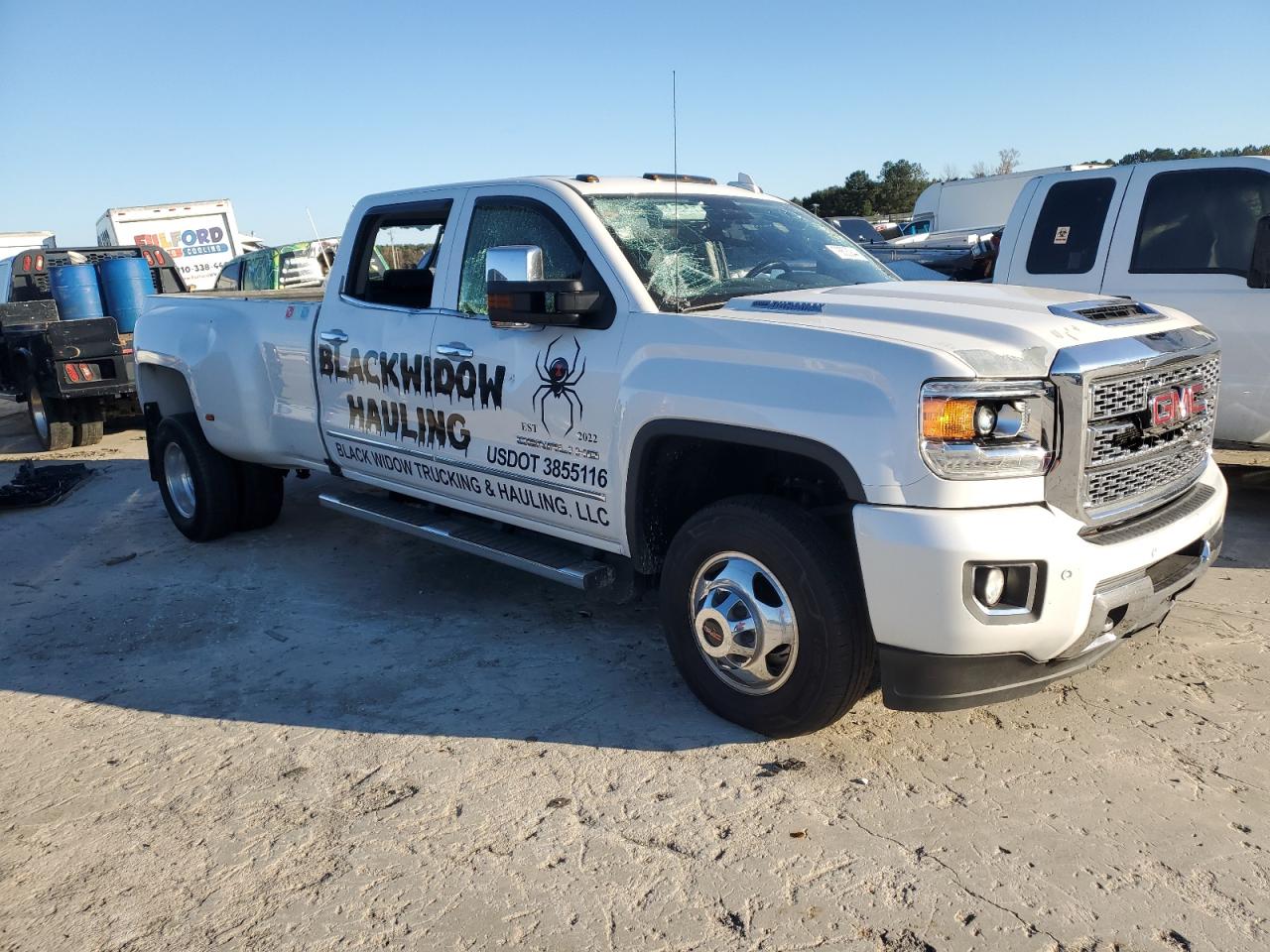 2019 GMC Sierra - Image 4