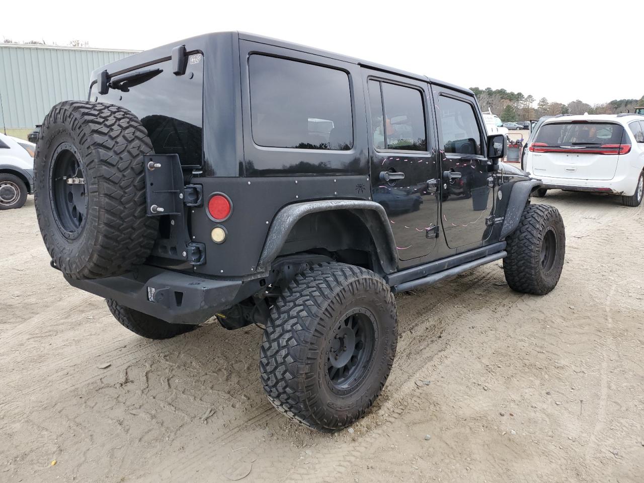 VIN 1C4BJWFG2DL504003 2013 JEEP WRANGLER no.3